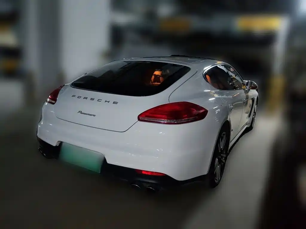 Porsche Panamera — миниатюра 5