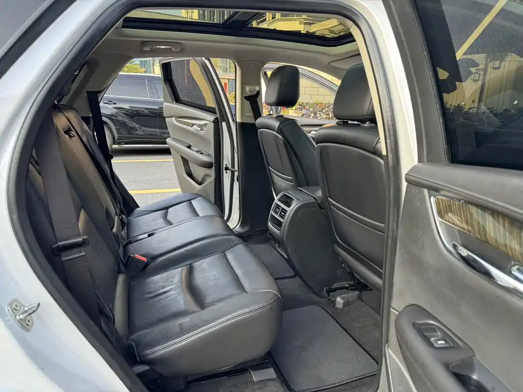 Cadillac XT5 — миниатюра 12