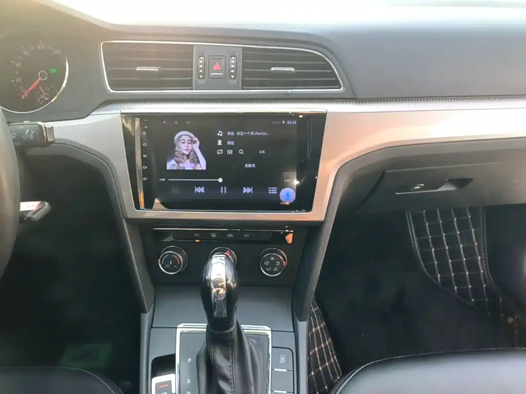 Volkswagen Lamando — миниатюра 13