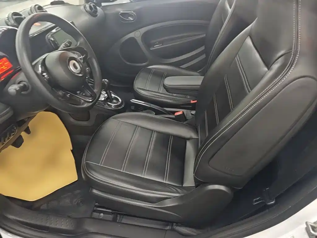 smart Smart Fortwo — миниатюра 15