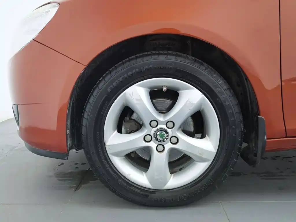 Skoda Fabia — миниатюра 17