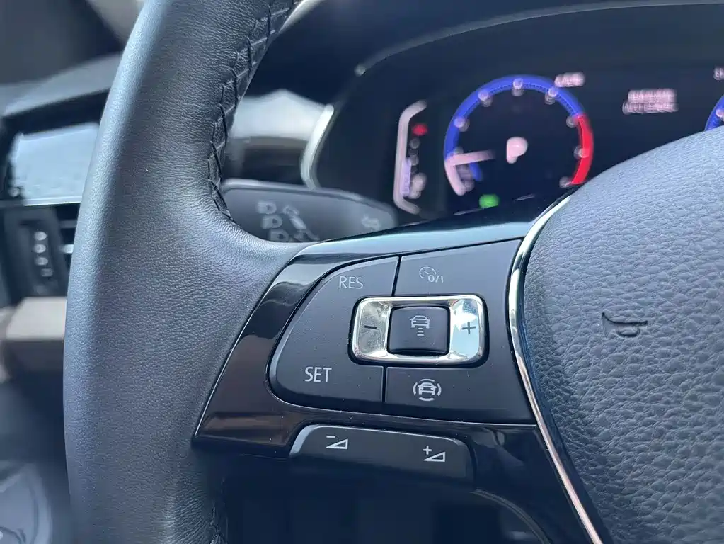 Volkswagen Passat — миниатюра 26