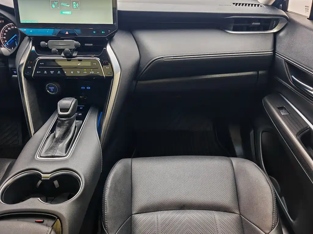 TOYOTA LING FANG HARRIER