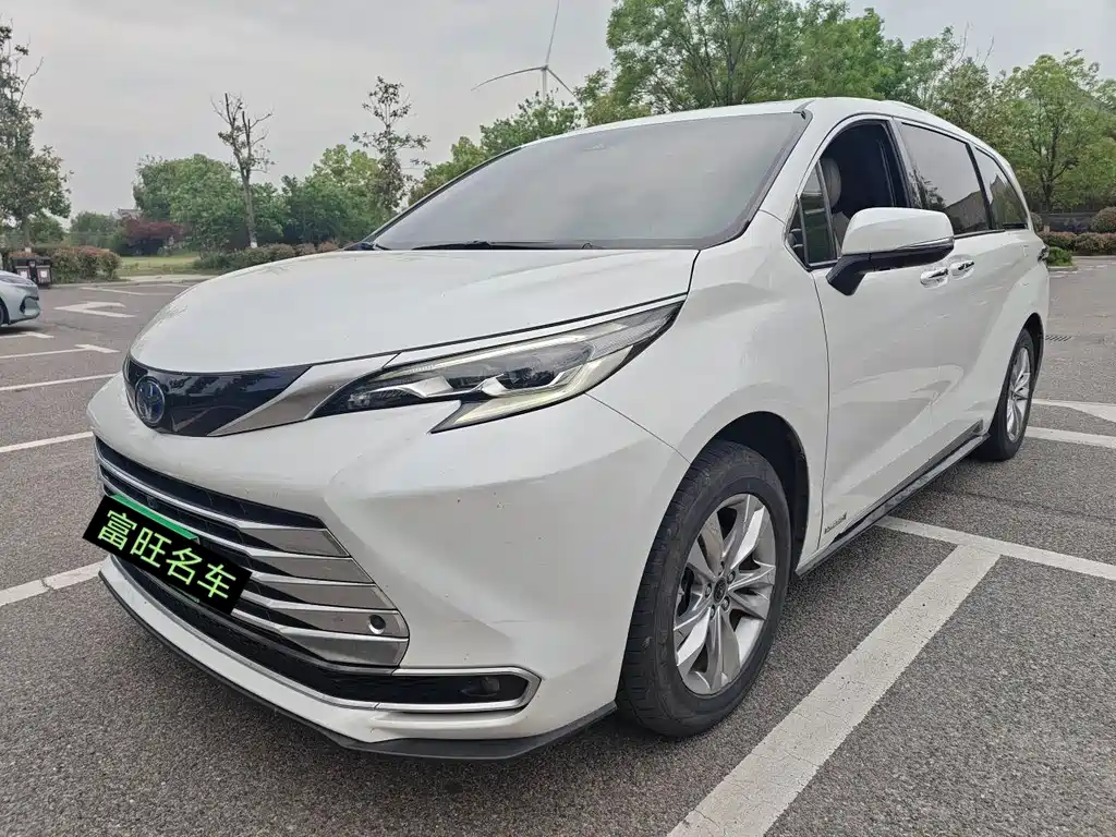 Toyota Sienna 2022