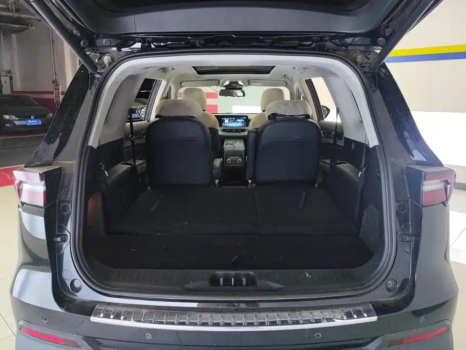 Ford Equator — миниатюра 4