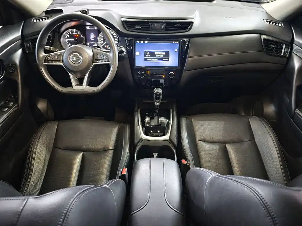 Nissan X-Trail — миниатюра 8