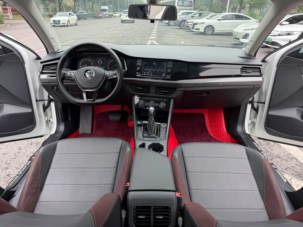Volkswagen Bora — миниатюра 6