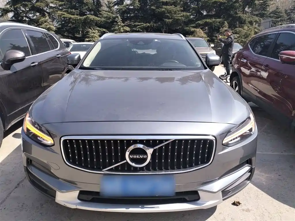 Volvo V90 2020 Cross Country T5 AWD