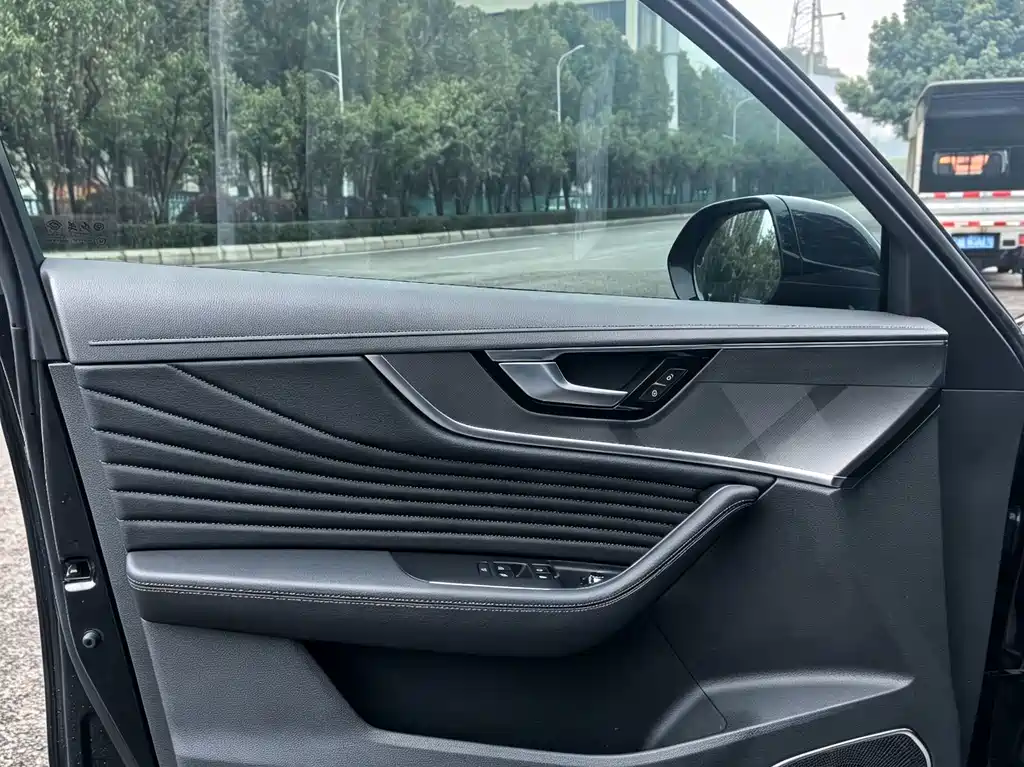 Hongqi Hongqi HS5 — миниатюра 15