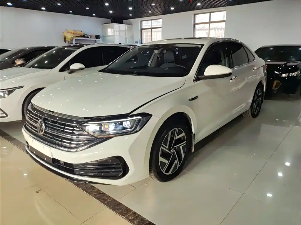 Volkswagen Sagitar 2023