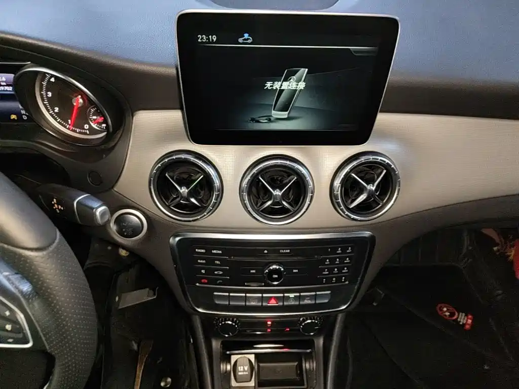 Mercedes-Benz CLA (Import) — миниатюра 18