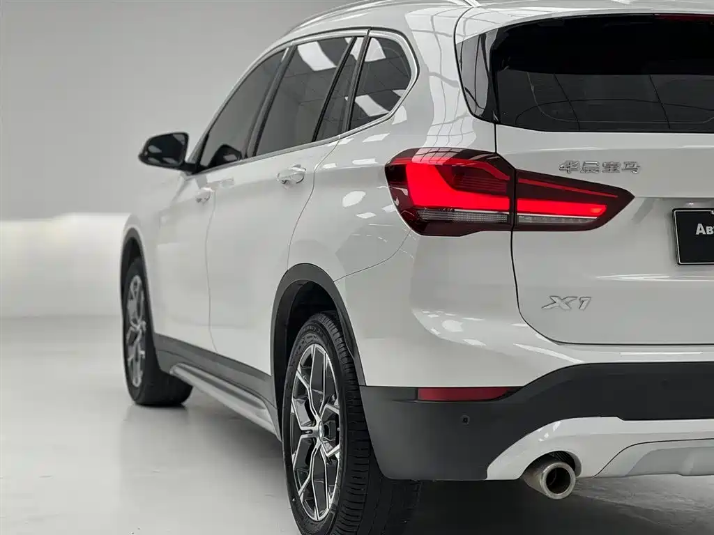 BMW X1 2022 sDrive20Li Premium