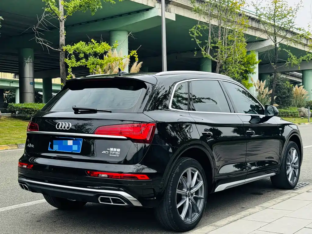 Audi Q5L — миниатюра 9
