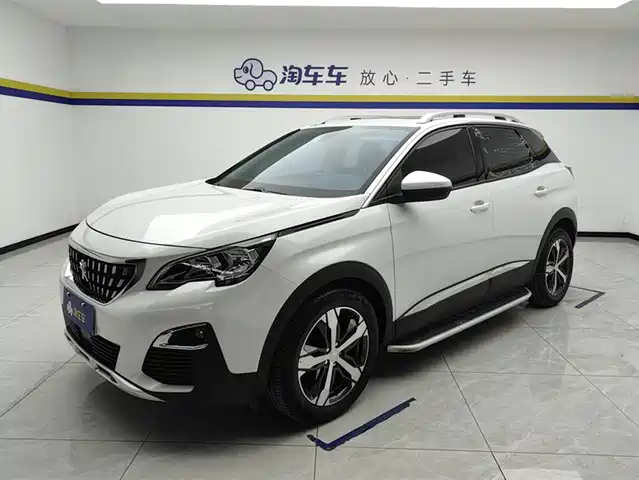 PEUGEOT 4008