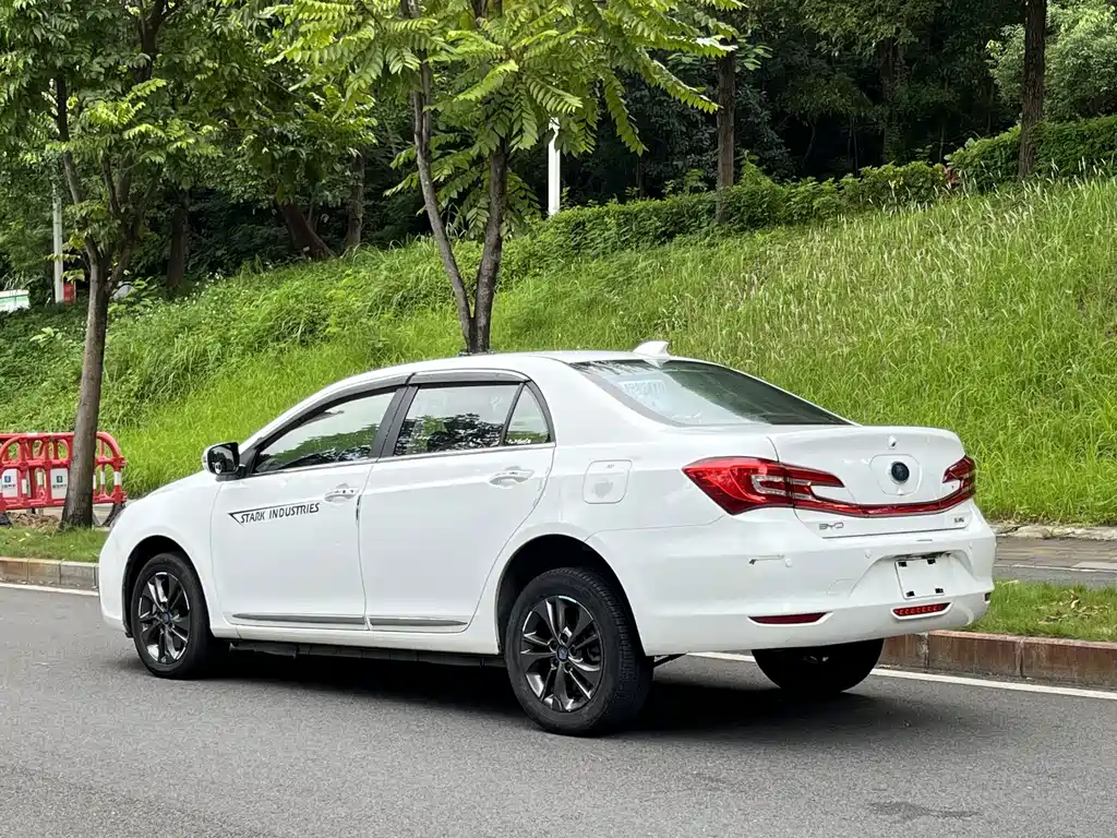 BYD Qin NEV — миниатюра 5