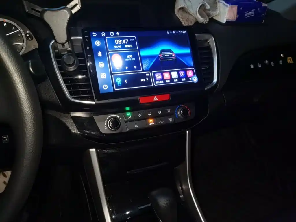 Honda Accord — миниатюра 9