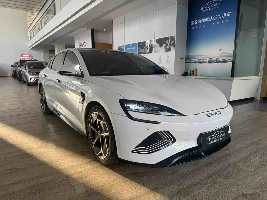 BYD Seal — миниатюра 2