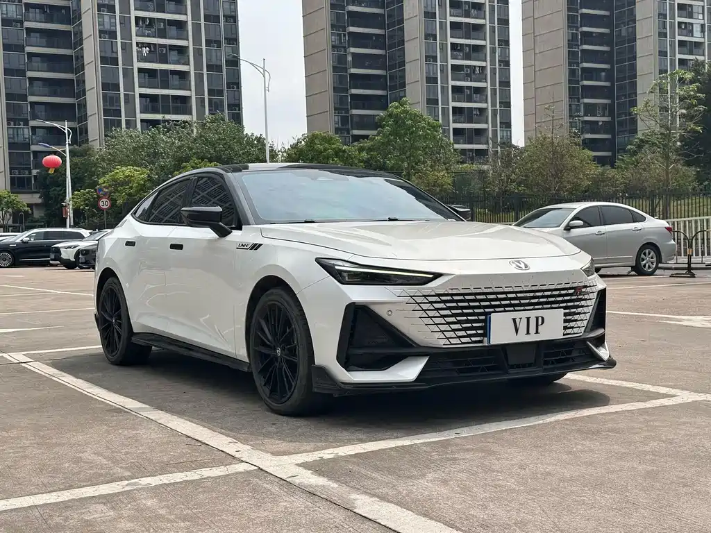 Changan UNI-V — миниатюра 3