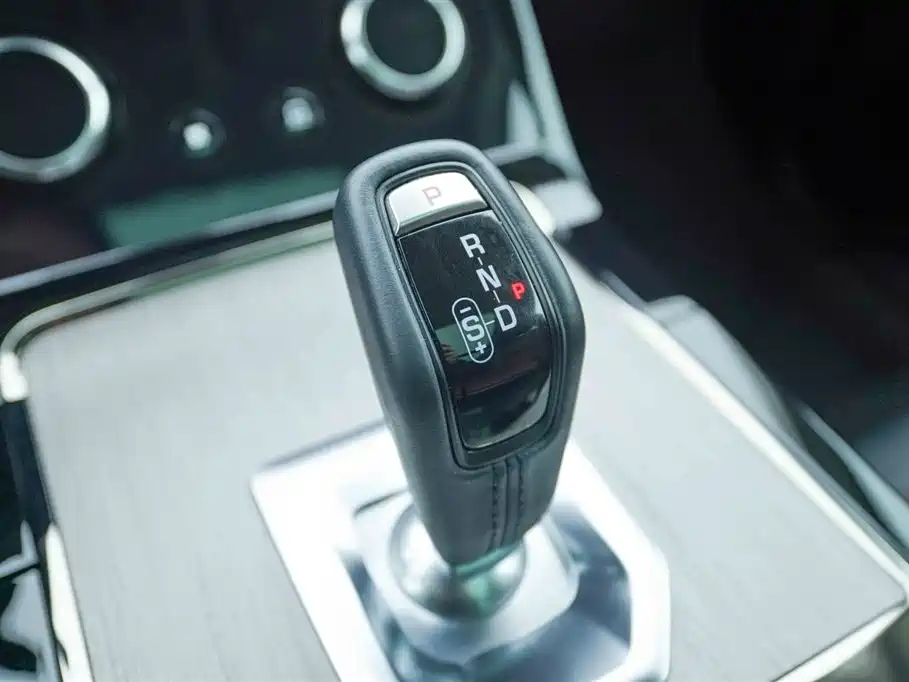 LAND ROVER RANGE ROVER AURORA NEW ENERGY