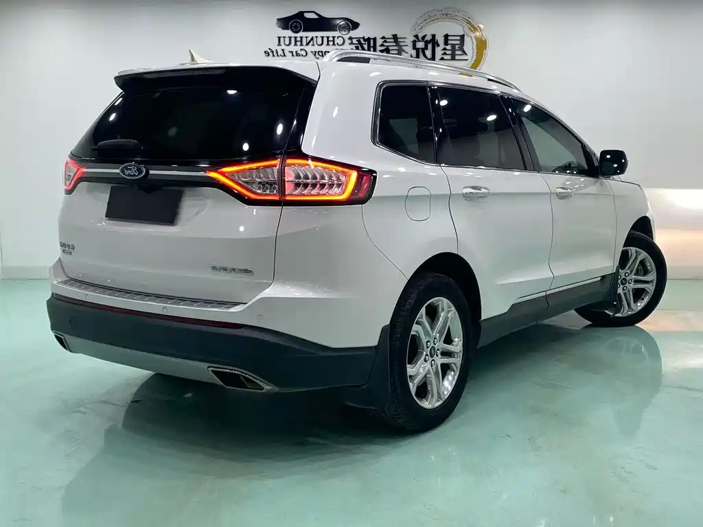 Ford Edge — миниатюра 9