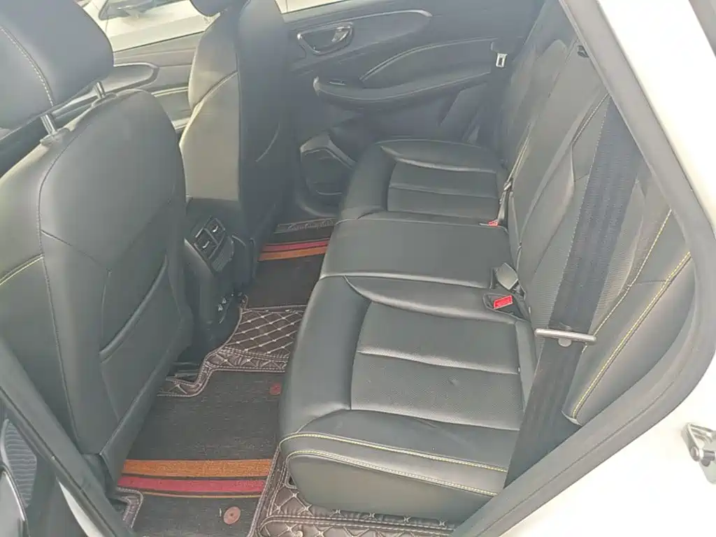 Roewe RX5 New Energy — миниатюра 17