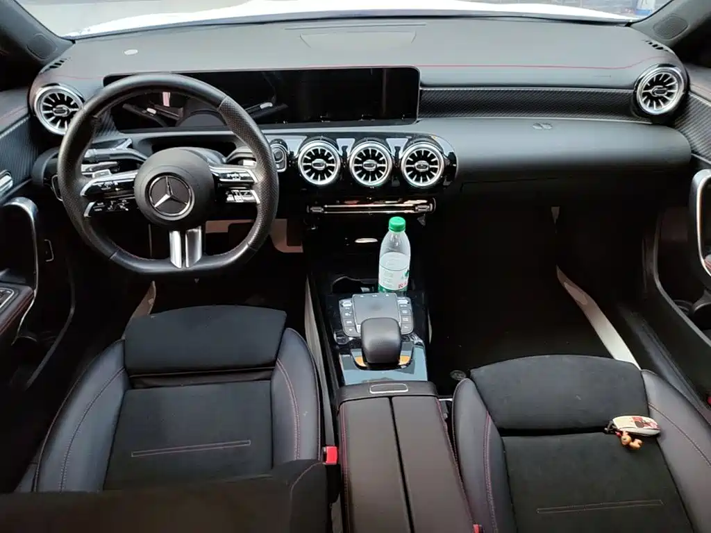 Mercedes-Benz A-Class — миниатюра 10