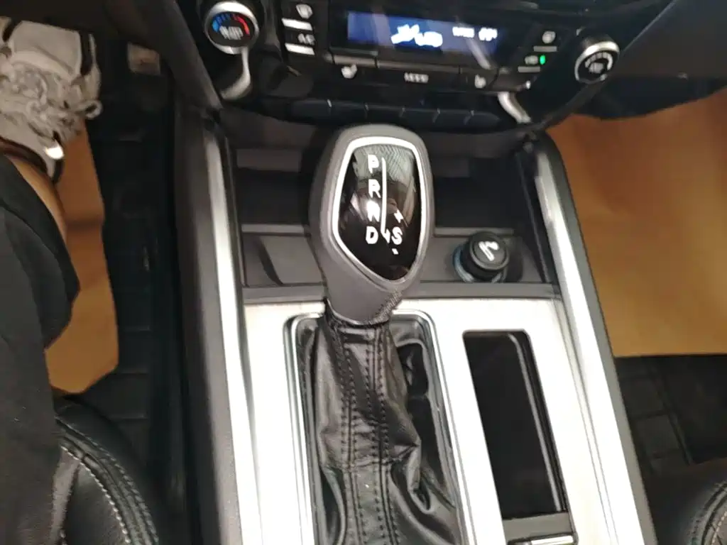 Geely Vision X6 — миниатюра 14