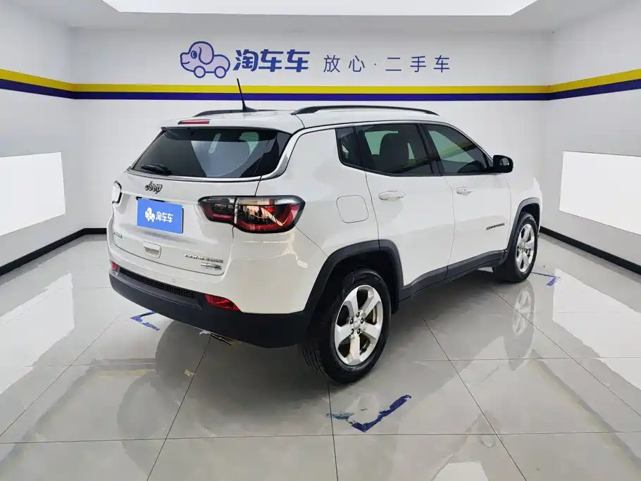 Jeep Compass — миниатюра 3