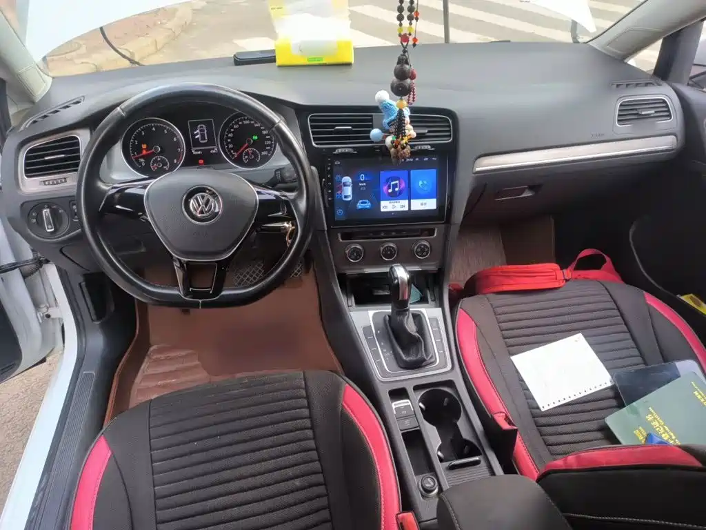 Volkswagen Golf — миниатюра 13