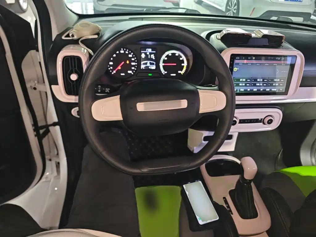 Roewe Clever — миниатюра 11