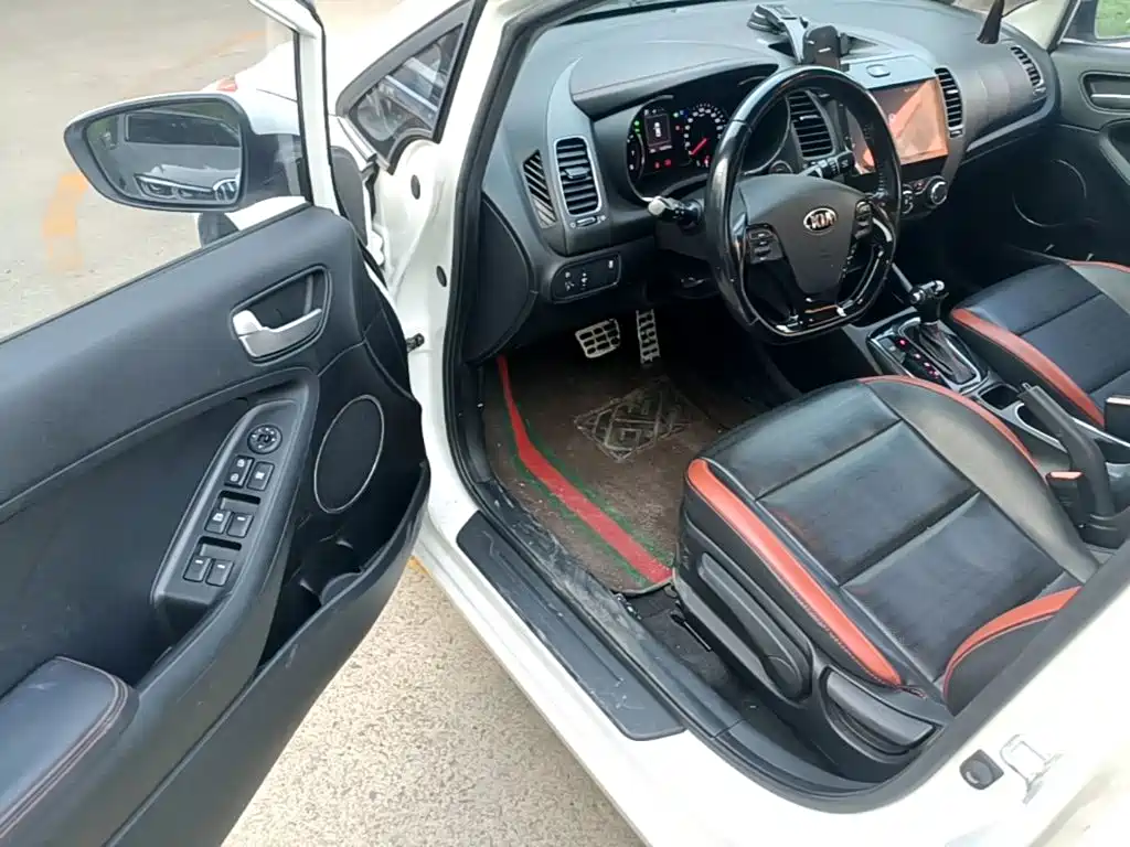 Kia K3 — миниатюра 16