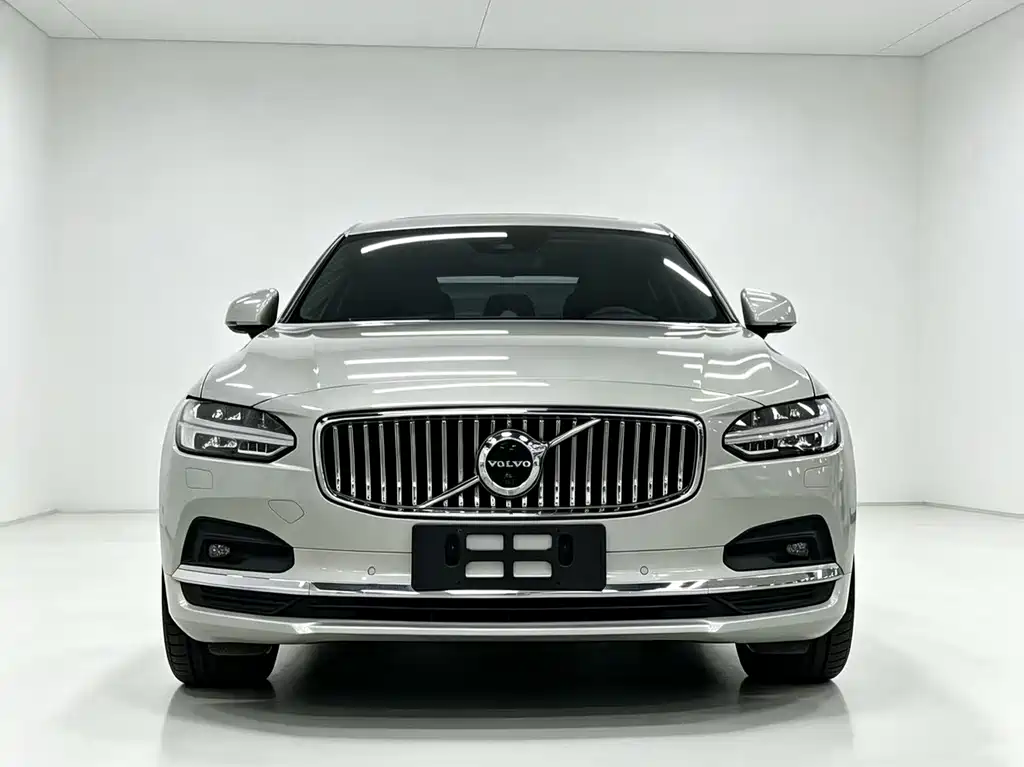 Volvo S90 — миниатюра 6