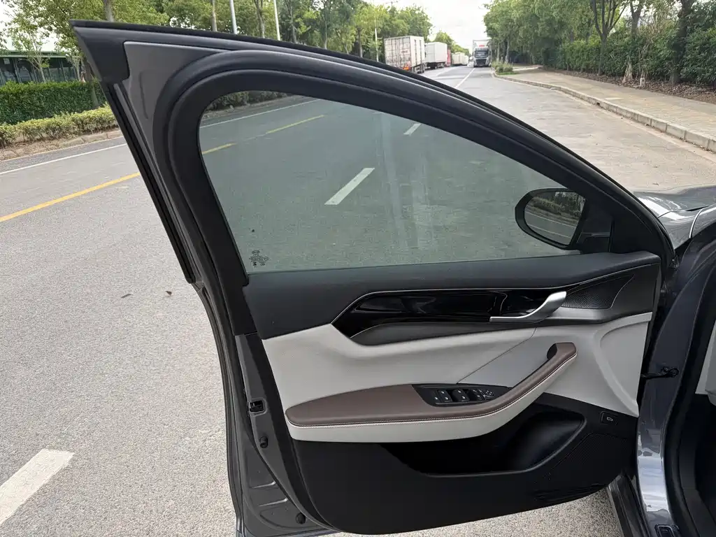 BYD Qin PLUS — миниатюра 5