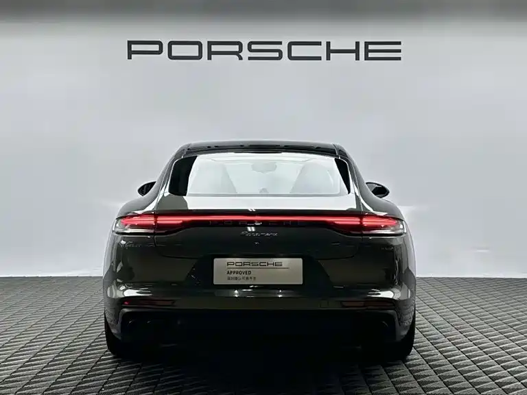 Porsche Panamera — миниатюра 6