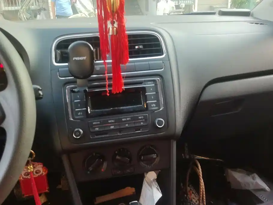 Volkswagen Polo — миниатюра 13