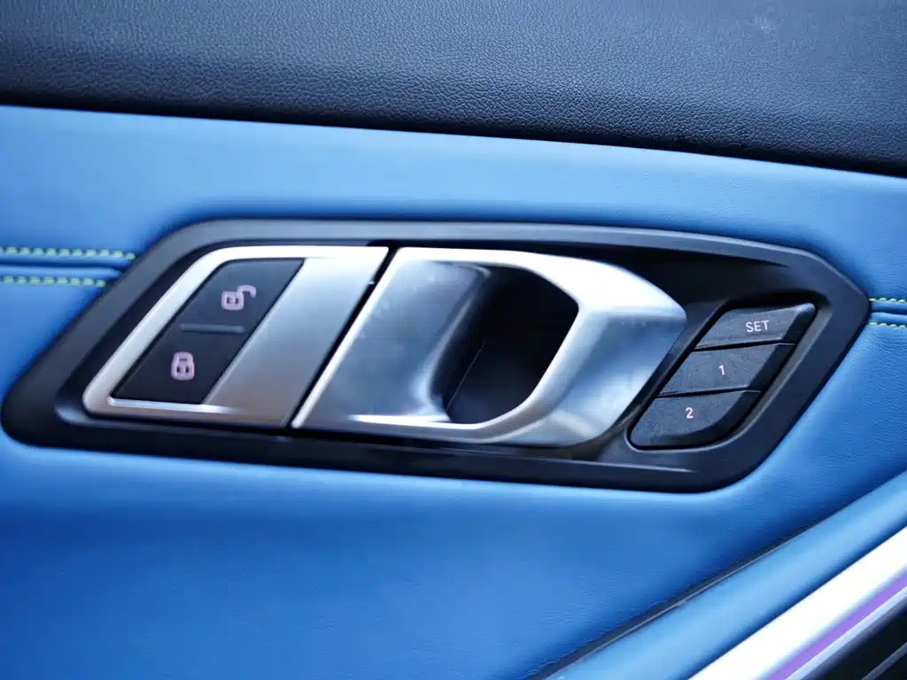 BMW M3 — миниатюра 28