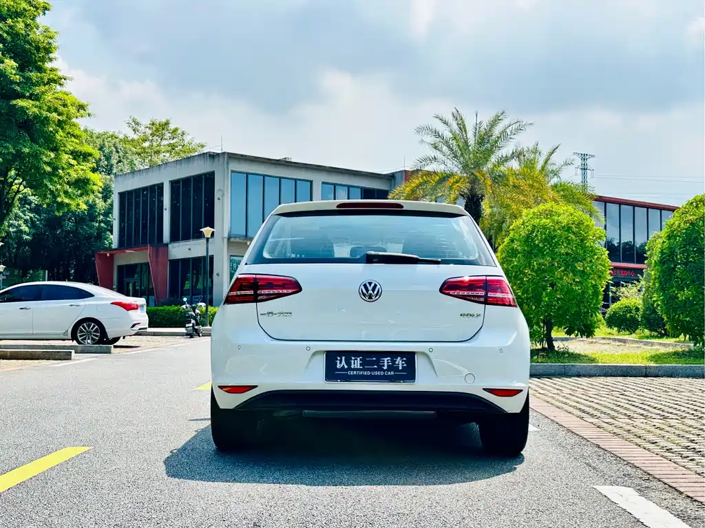 Volkswagen Golf — миниатюра 7