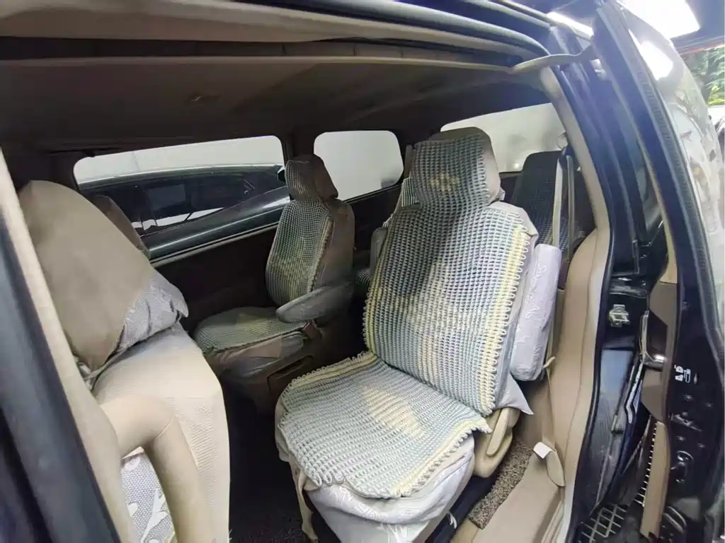 Buick GL8 — миниатюра 7