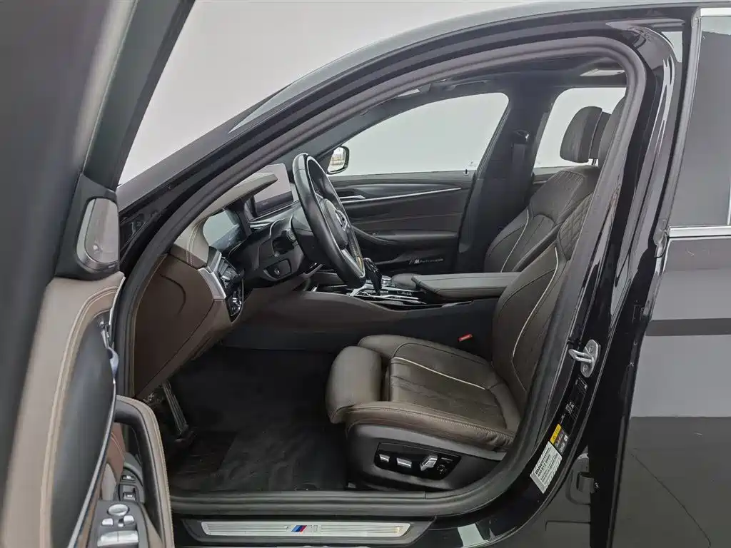 BMW 5 SERIES NEW ENERGY