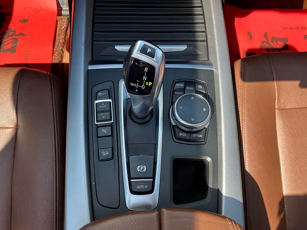 BMW X5 (Import) — миниатюра 12