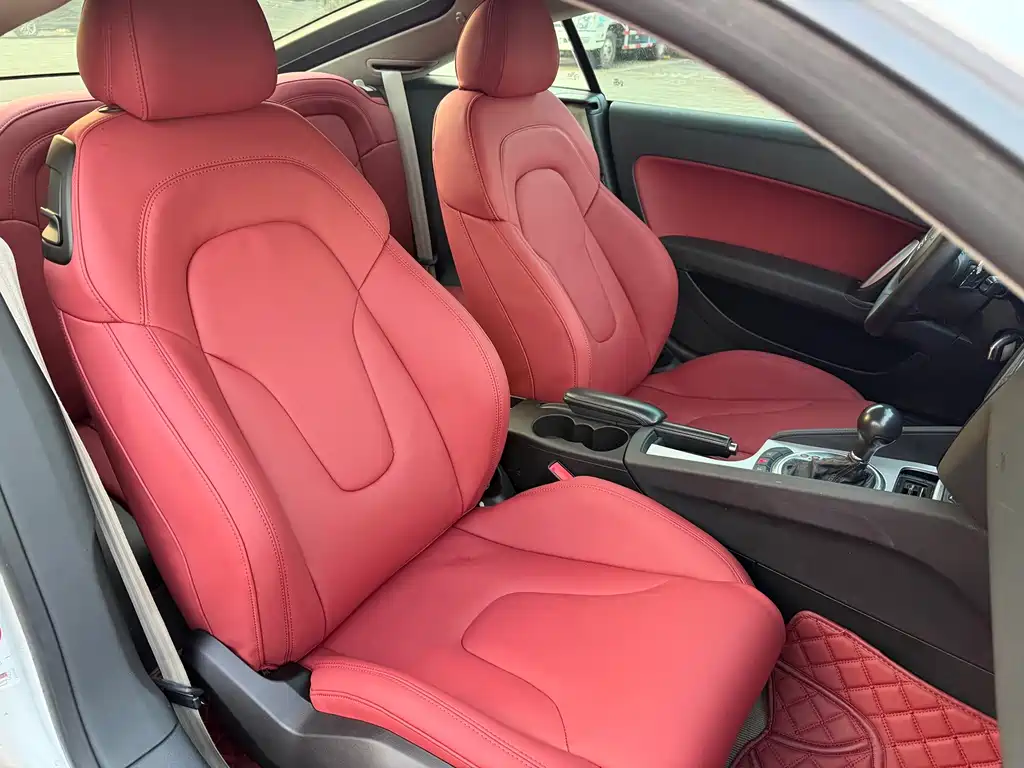 Audi TT — миниатюра 12