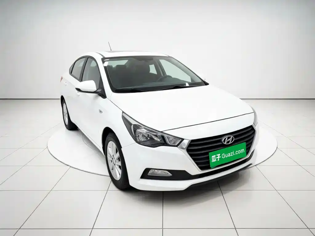 Hyundai Verna — миниатюра 3