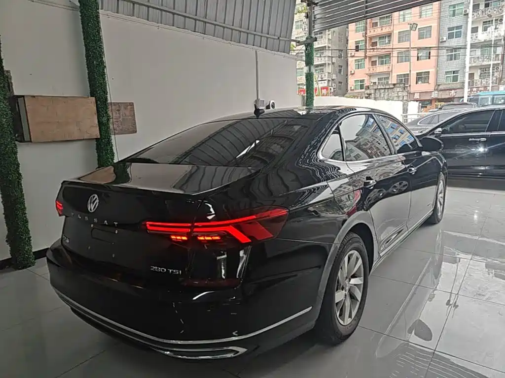 Volkswagen Passat — миниатюра 7