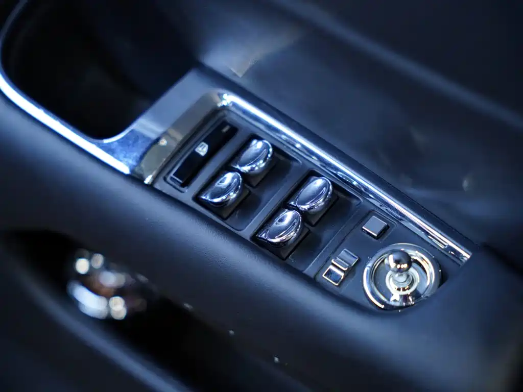 Rolls-Royce Wraith — миниатюра 20