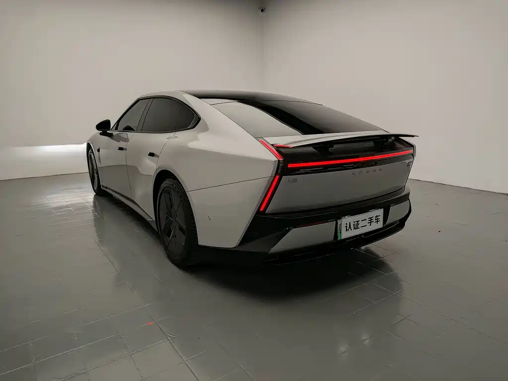 XPeng P7 — миниатюра 5