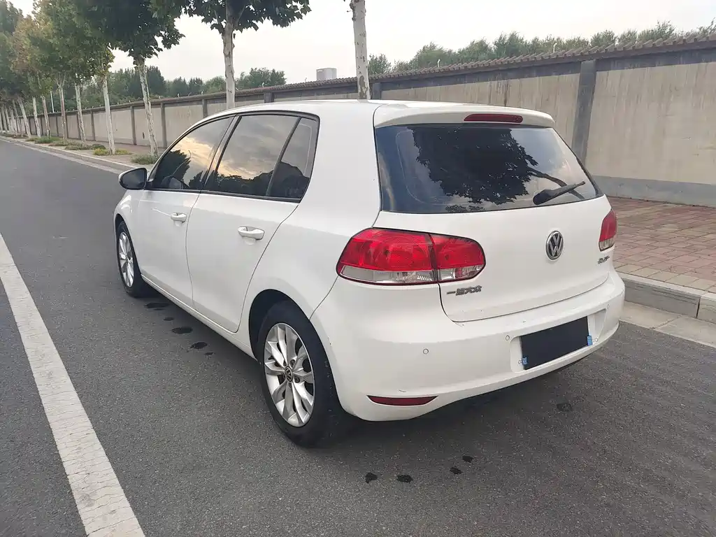 Volkswagen Golf — миниатюра 12