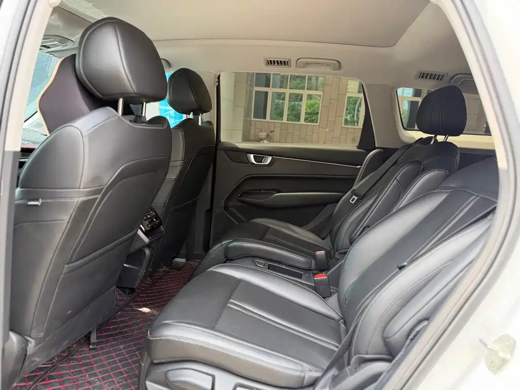 Wuling Victory — миниатюра 8