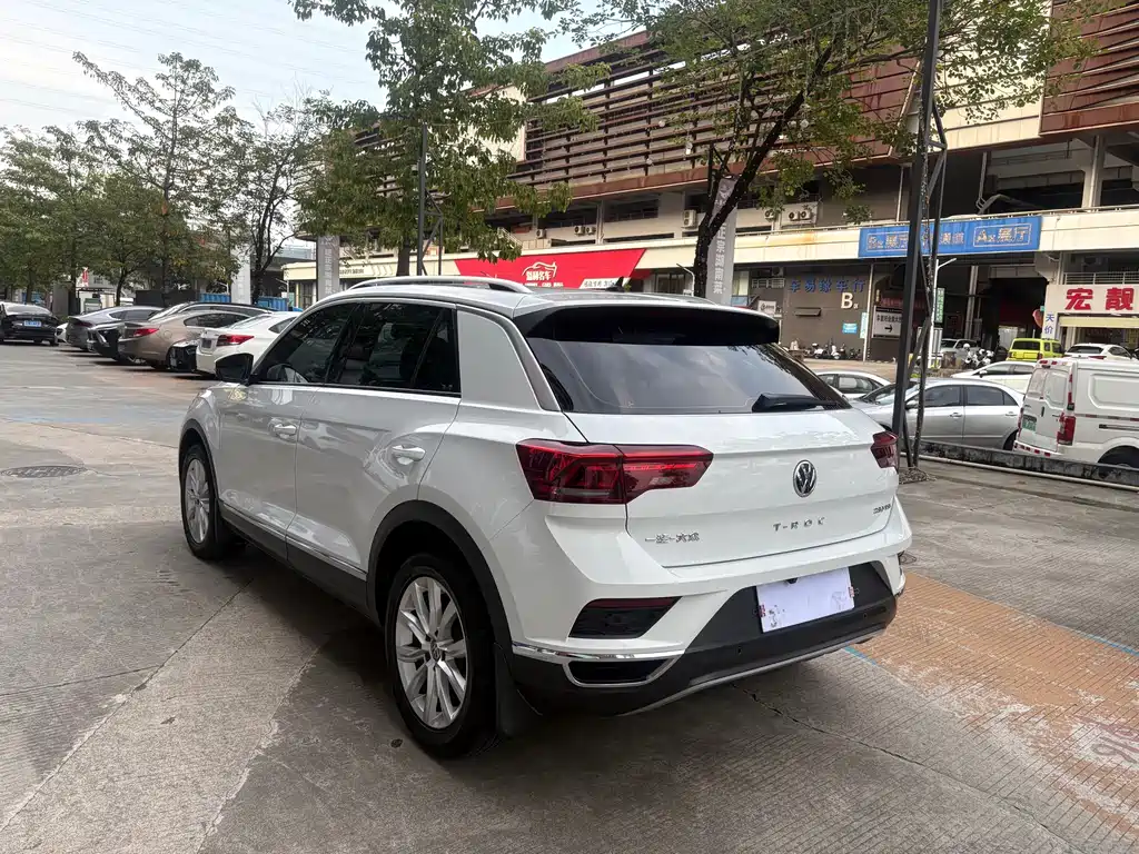 Volkswagen T-Roc — миниатюра 5
