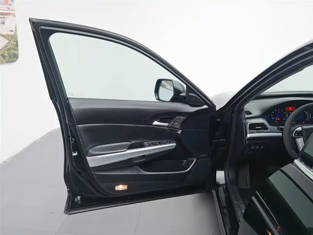 Honda Crosstour 2011 3.5L Luxury