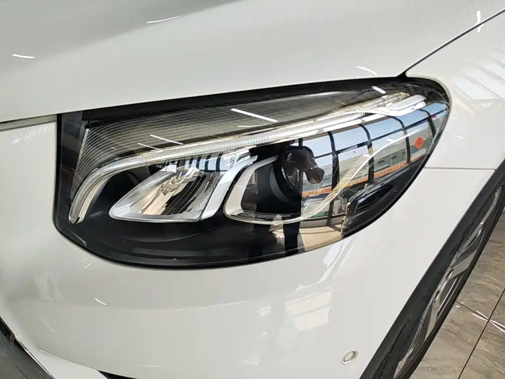 Mercedes-Benz GLC — миниатюра 24